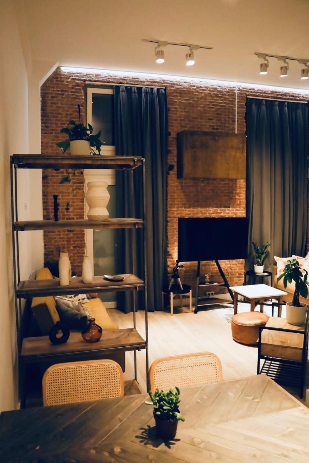 Unique Nyc Style Loft In The Heart Of Madrid Lägenhet Exteriör bild